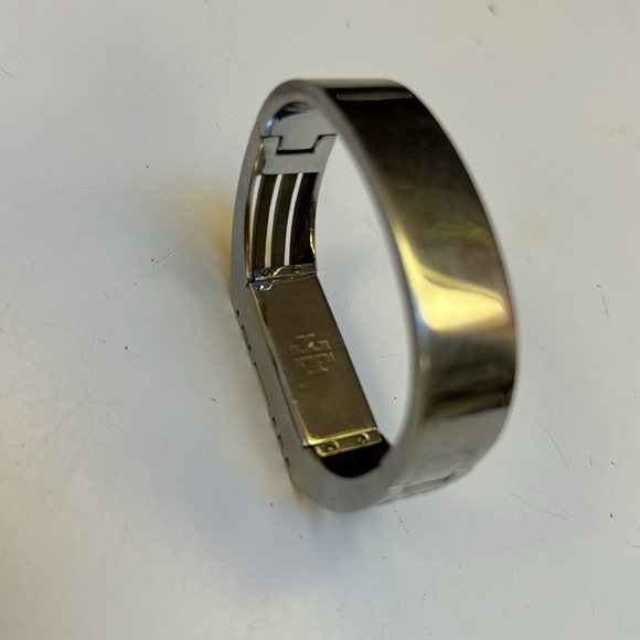 Tory Burch for Fitbit solid stainless steel industrial bracelet Exc preowned
